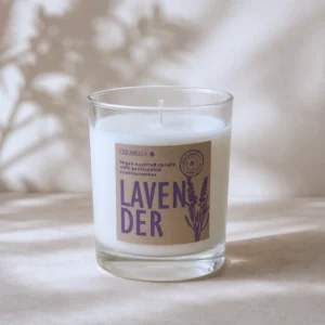 Vela perfumada Botanics de Lavanda en vaso de cristal · Cerabella · essencis